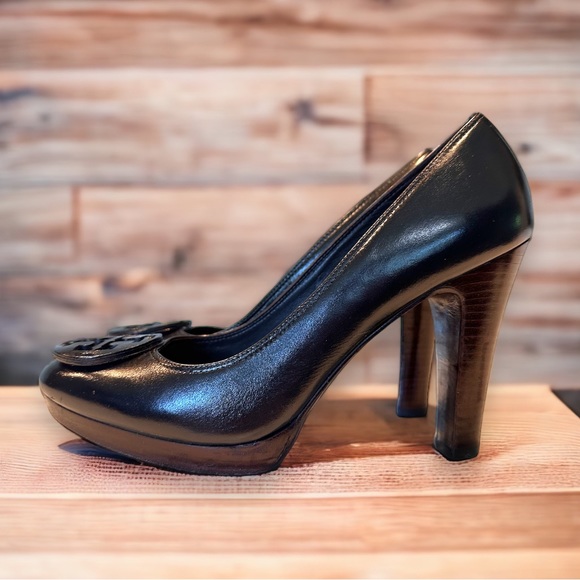 Tory Burch women's platform heels black leather logo EXC CON Calista $395 size 8 - Picture 4 of 7